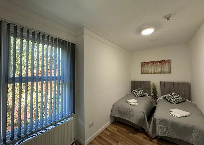 Mk Apartments, Chorlton, Manchester, Car Park